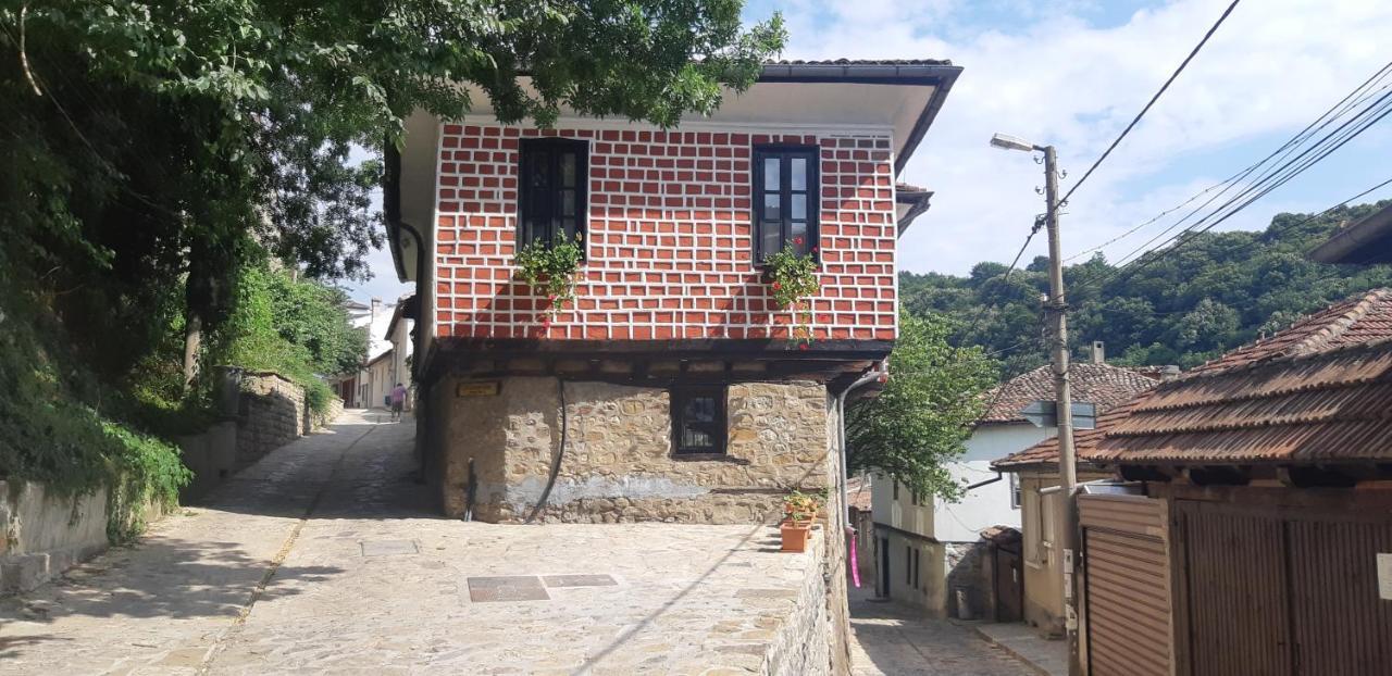 The Red Konak Villa Veliko Tárnovo Exterior foto